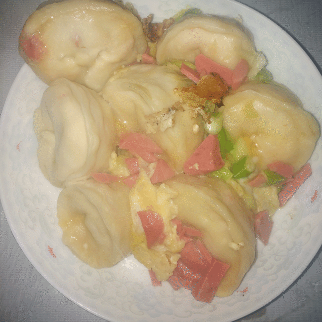 鸡蛋抱饺