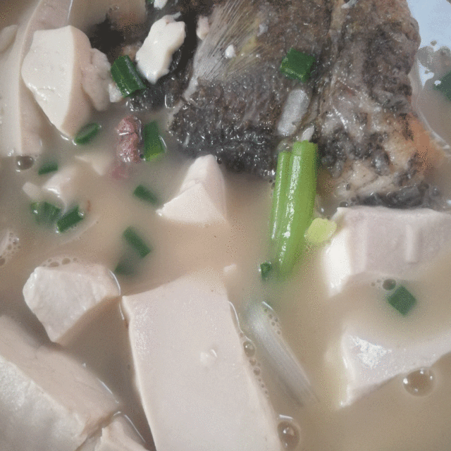 *团圆饭*鱼头豆腐汤