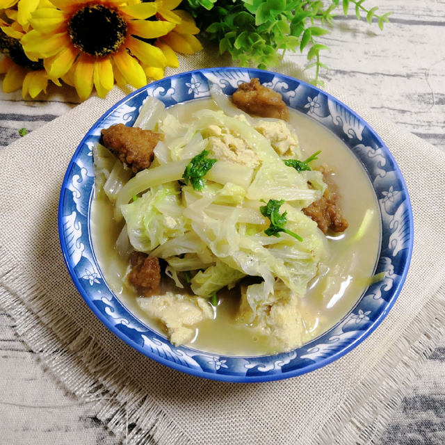 白菜冻豆腐烩小酥肉