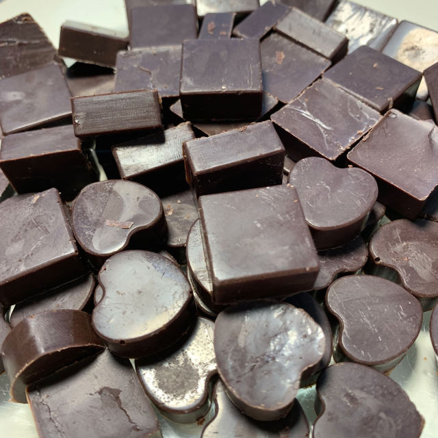 生酮：自制黑巧克 可可脂含量88%