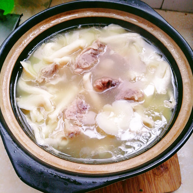 排骨蘑菇汤