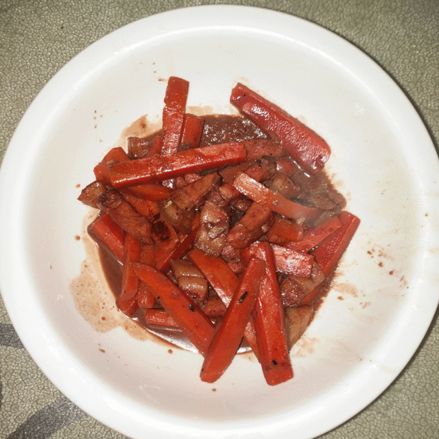 胡萝卜烧腐乳红肉