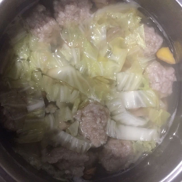 肉丸口菇汤