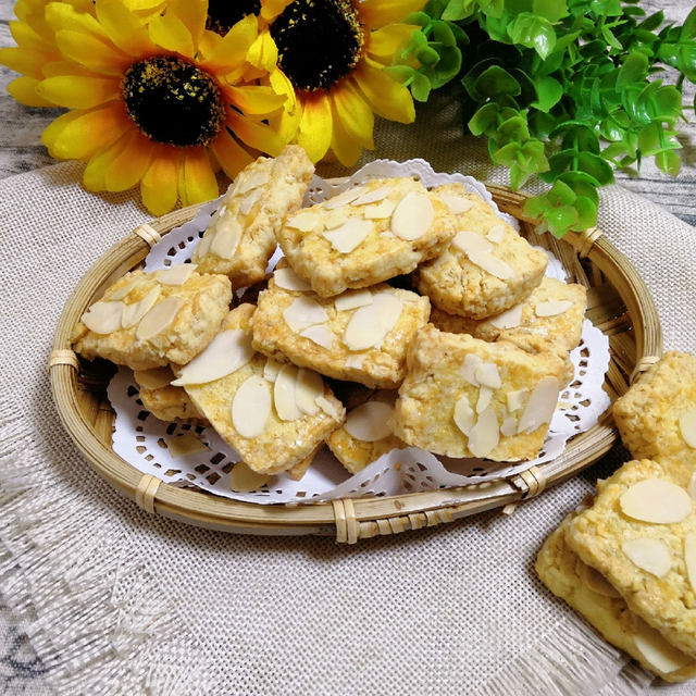 燕麦杏仁饼干