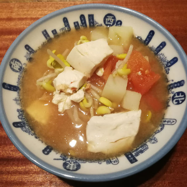 韩式芽菜豆腐汤