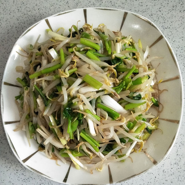 田园菜心拌豆芽