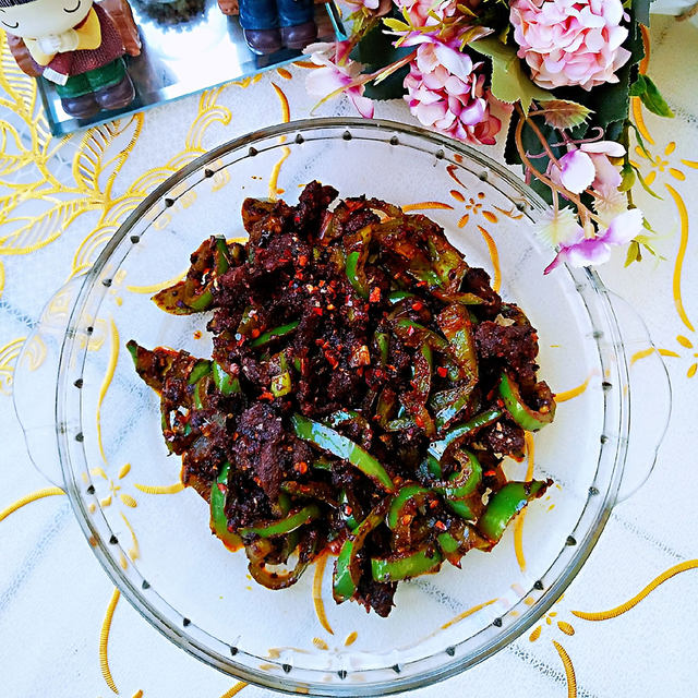 辣炒小牛肉