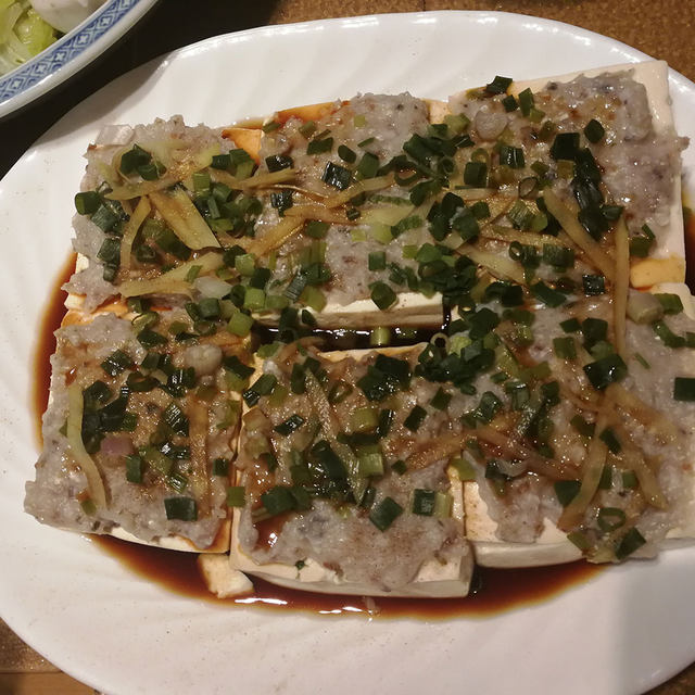 鯪魚肉蒸釀豆腐