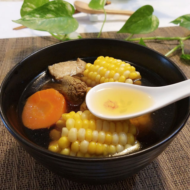 姬松茸玉米汤