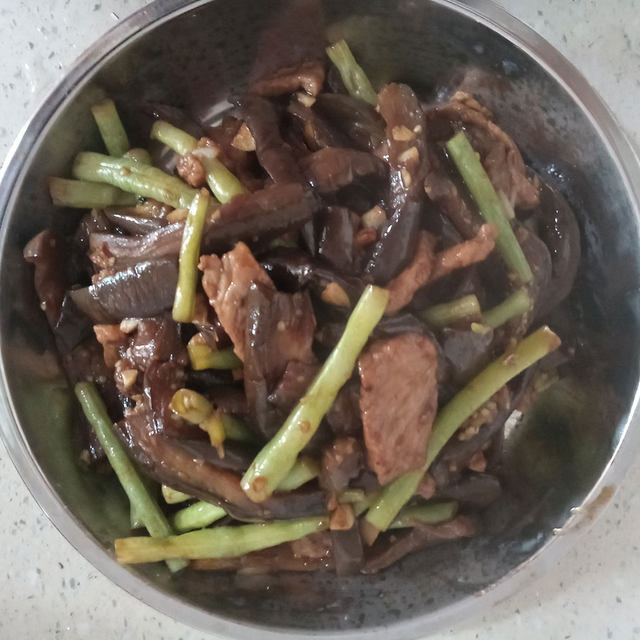 清香茄子豆角炒肉