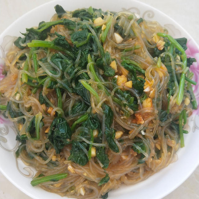 粉丝拌菠菜