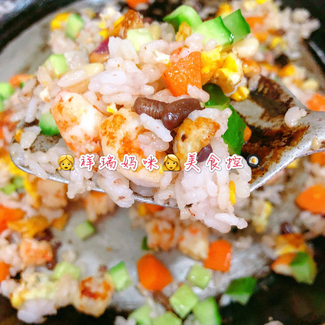 👩‍🍳仙草烹饪🍳cooking👩‍🍳：🦞海鲜🌰坚果🥚蛋炒饭