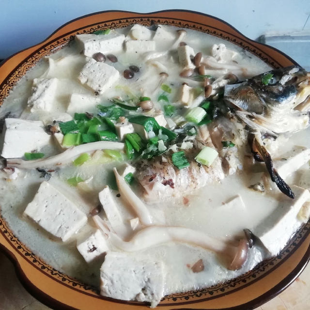 一锅鲜&鲫鱼豆腐汤