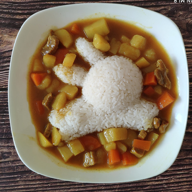 肉食 荤菜  咖喱牛肉饭