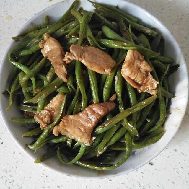 “肉食、荤菜”蒜蓉豇豆肉片