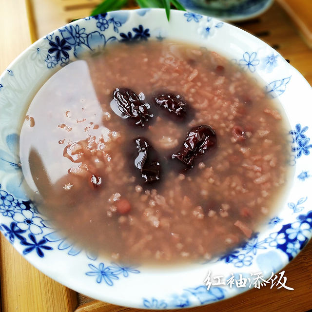 大枣红豆糯米稀饭