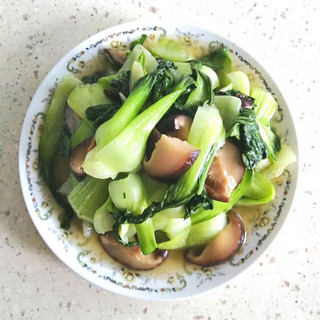 香菇炒油菜的做法大全_香菇炒油菜的家常做法_怎麼做好吃_圖解做法與