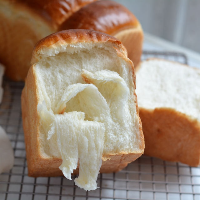 一次发酵法牛奶拉丝面包
