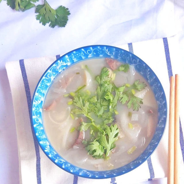 要不是羊肉贵，这塞羊杂汤没机会！