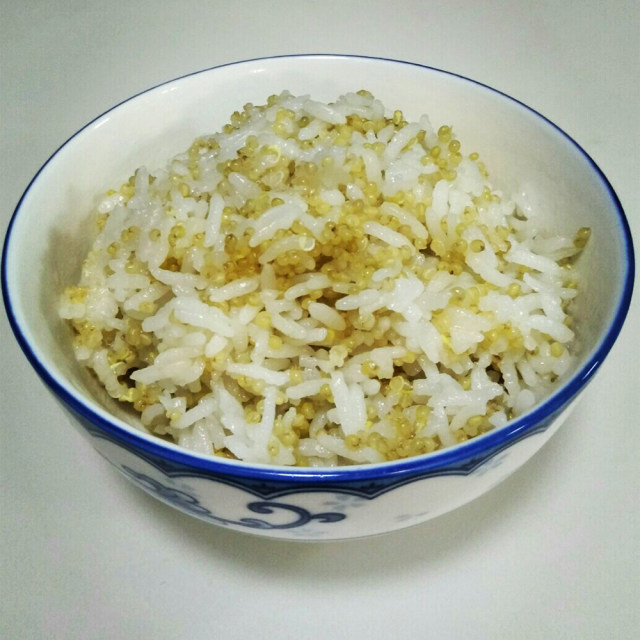 白米藜麦饭