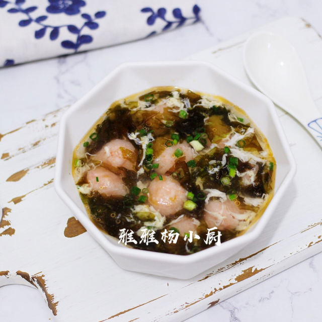 虾滑紫菜芙蓉汤