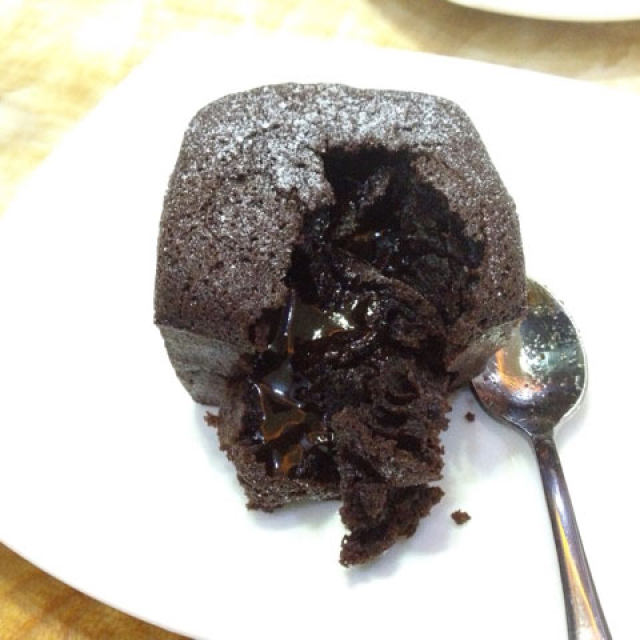 奇妙的巧克力熔岩蛋糕