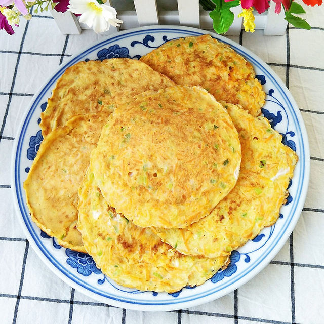 胡萝卜鸡蛋饼