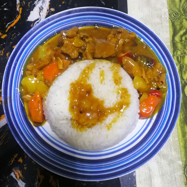 咖喱鸡肉饭