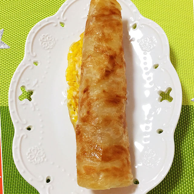 鸡蛋手抓饼