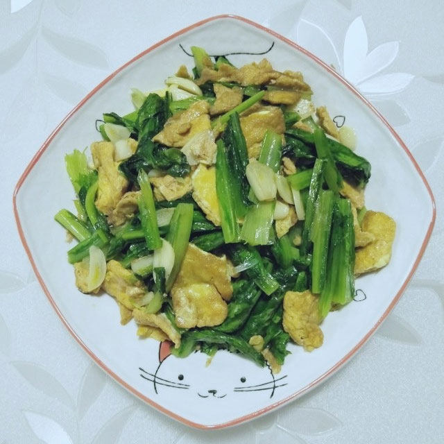 油麦菜炒鸡蛋