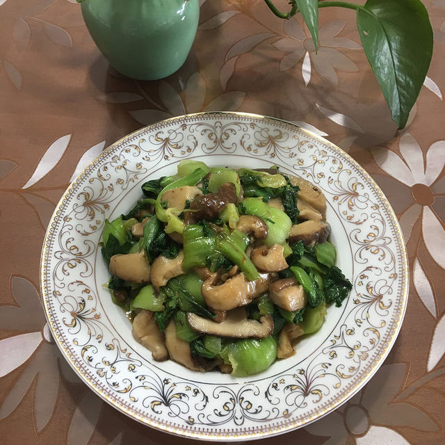 香菇炒小油菜