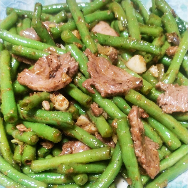 鸭肉炒豆角