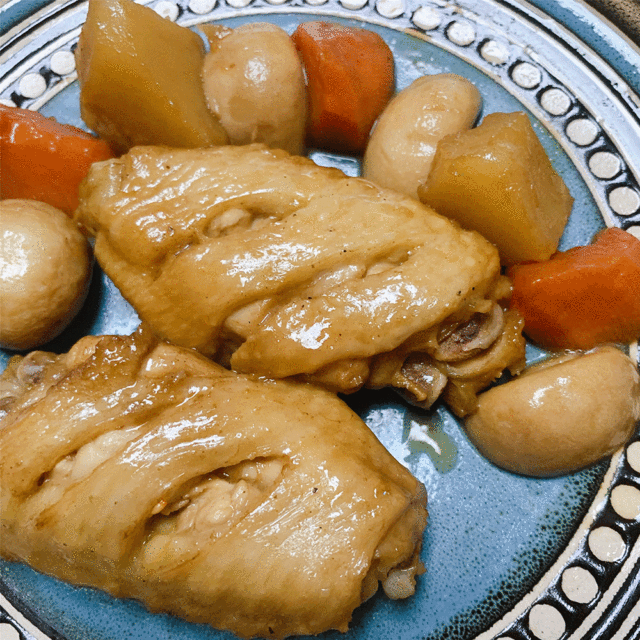 砂锅焖鸡翅