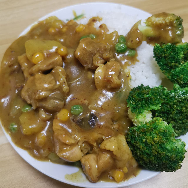 咖喱鸡肉饭