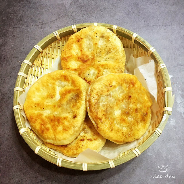 软面牛肉萝卜馅饼