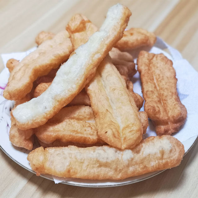 炸油条糖油饼