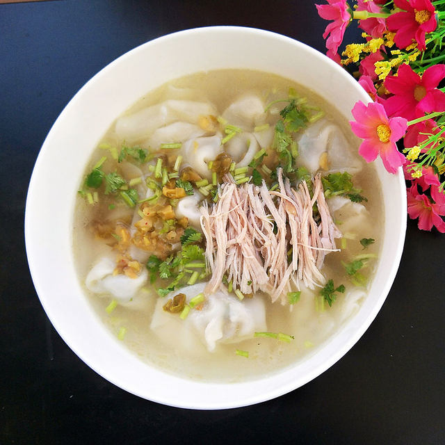 鸡丝馄饨