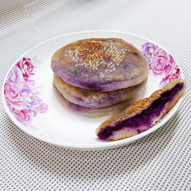 芝麻紫薯煎饼