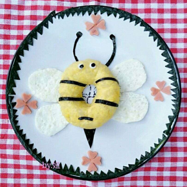 超可爱的小蜜蜂甜甜圈