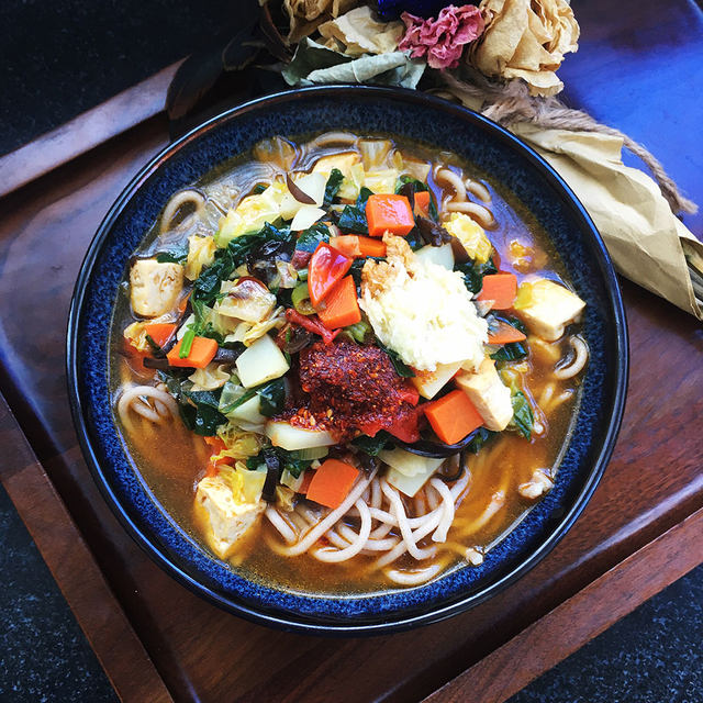 胡萝卜豆腐丁饸饹