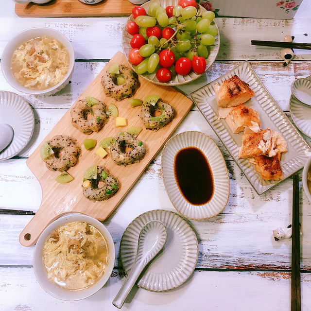 Colorful Quinoa Sushi