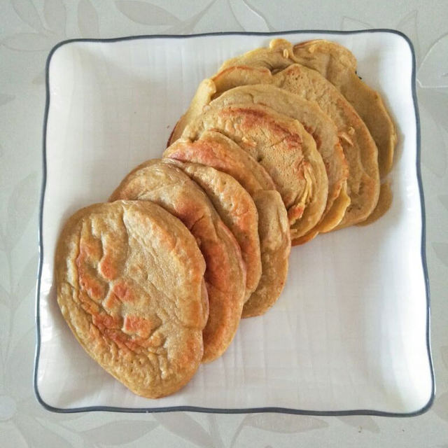 鸡蛋牛奶荞麦面饼