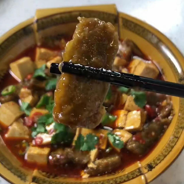 泥鳅焖豆腐