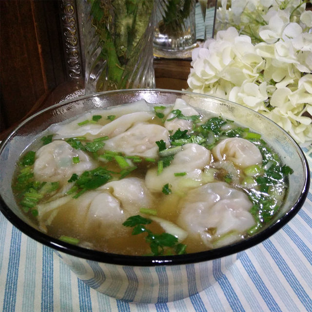 猪肉大葱馅馄饨