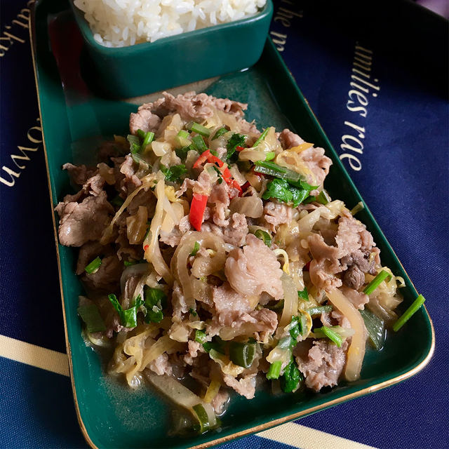 “酸辣美食”酸辣肥牛饭