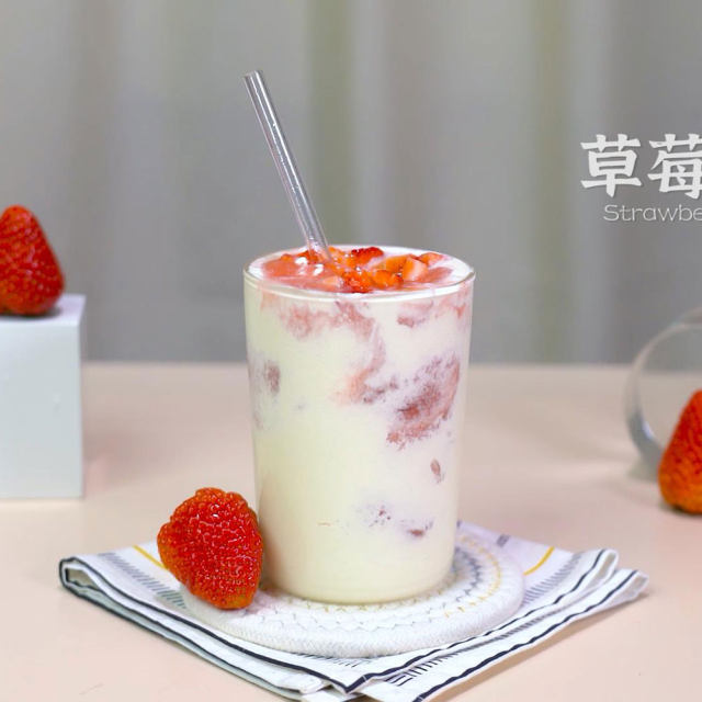 酸奶系列#草莓酸奶#