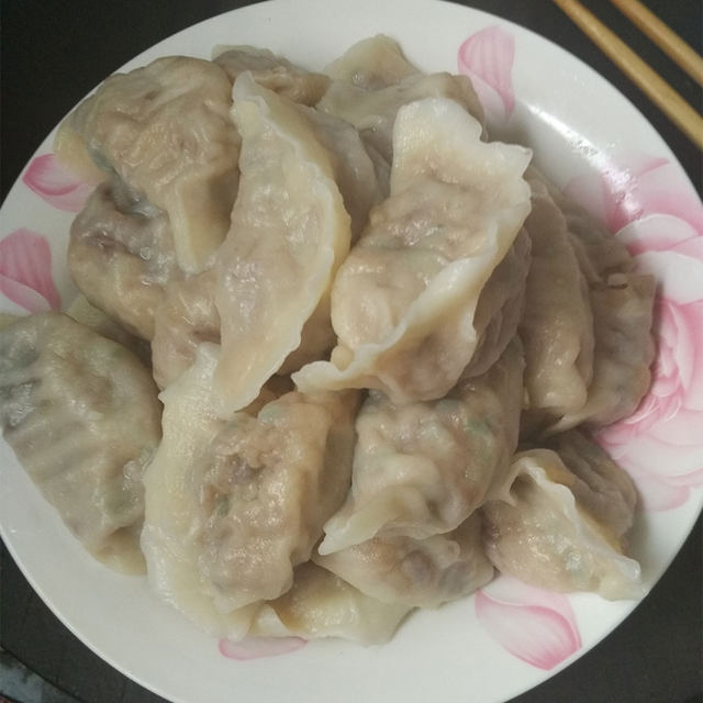 白萝卜丝猪肉饺子