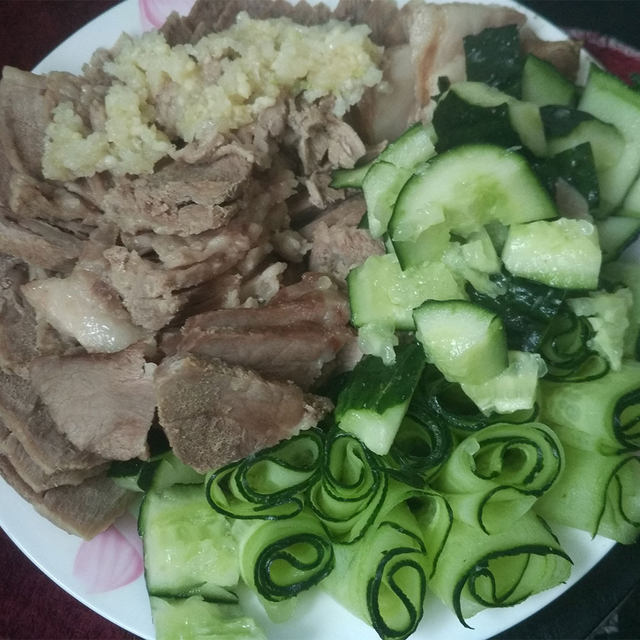 蒜泥白肉