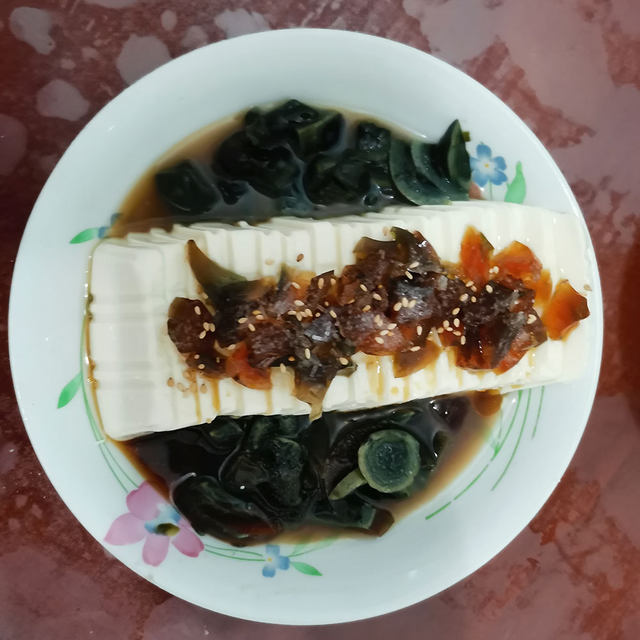 皮蛋豆腐