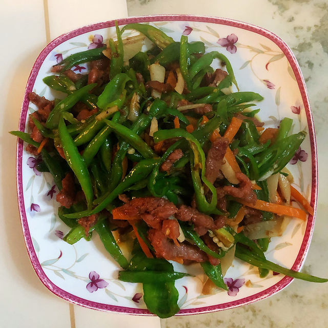 青椒嫩姜炒牛肉